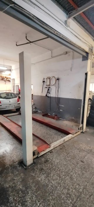 Elevador de coches para taller