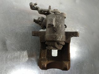 Pinza de freno trasera izquierda SEAT ALTEA 5P1