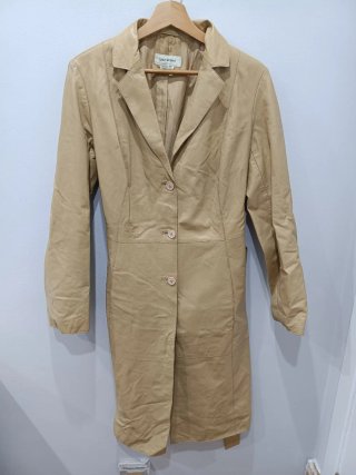 Abrigo Zara Cuero Beige