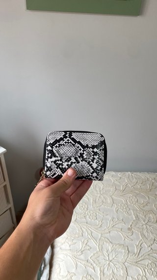 Monedero estampado serpiente