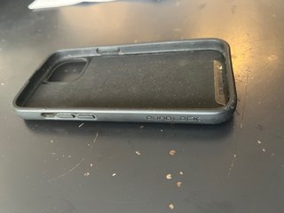 Funda Quad Lock iPhone 14 Negra