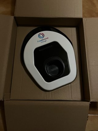 EasyWallbox Free2move 7,2 kW 32A NUEVO + cable