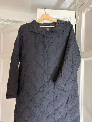 Chaqueta Uniqlo Puffertech Larga Negra