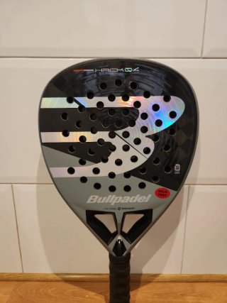 Pala de pádel Bullpadel Hack 04