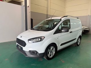 Ford Transit Courier 2021