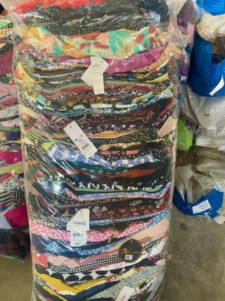 Lote Ropa Textil venta por mayor vintage