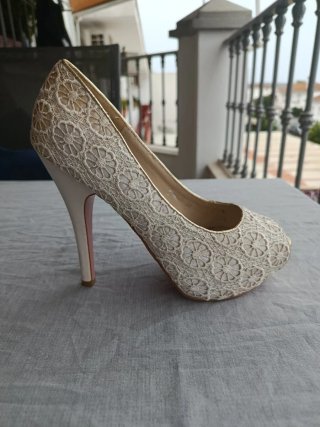Zapatos de Tacón para Boda Blanco crudo.
