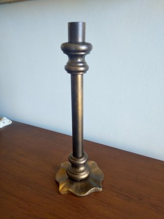 Candelabro in ferro battuto nero e oro