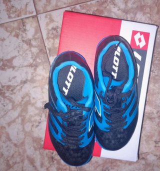 Botas de fútbol Lotto
