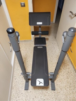 Máquina Musculación con Barra y Pesas
