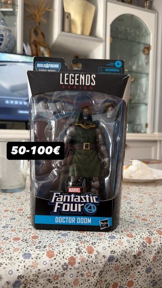 Figura Doctor Doom Marvel Legends Series