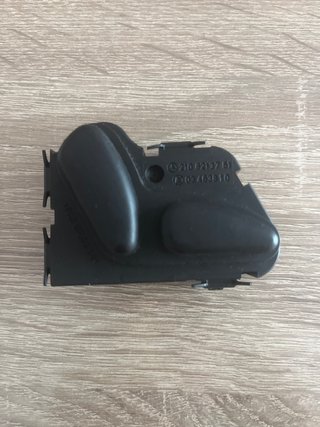 Módulo Botonera Asiento Eléctrico Mercedes 2108213