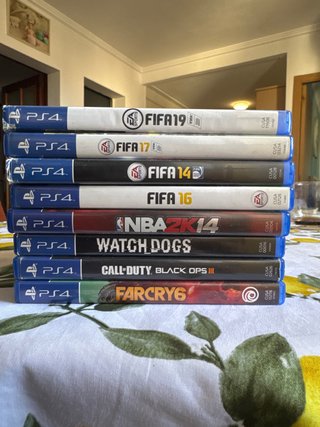 Pacchetto Giochi PS4: FIFA, NBA, Watch Dogs, Far Cry