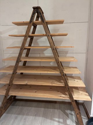 Estantería de Madera Estilo Escalera