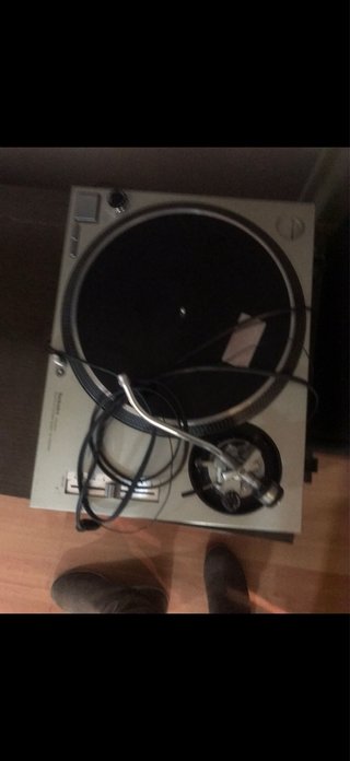 Giradiscos Technics Plateado