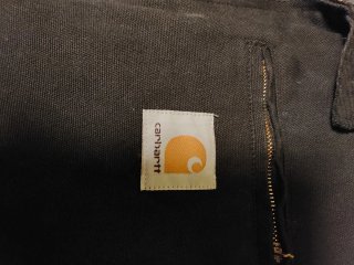 Chaqueta Carhartt Detroit Negra