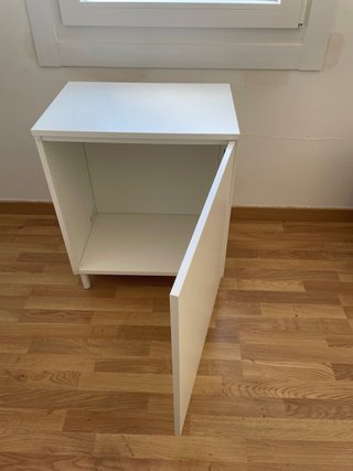 Armario pequeño blanco