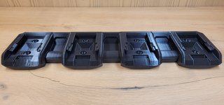 DEWALT 18V – 1 Soporte para 4 baterías