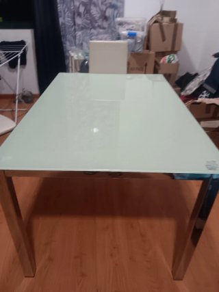 Mesa de Comedor de Cristal y Metal