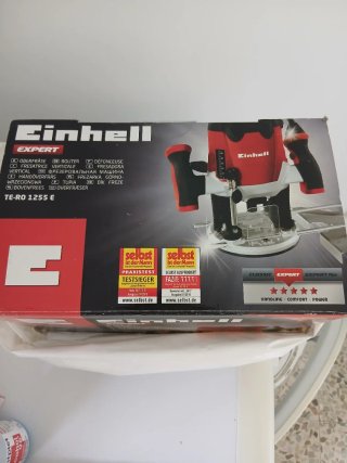 Fresadora Einhell TE-RO 1255 E y Set de Fresas