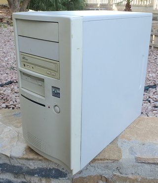 Retro PC Intel Pentium III Torre + Windows 98SE