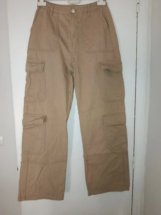 Pantalón Cargo Beige