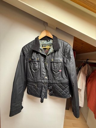 Chaqueta Belstaff vintage en muy buen estado.