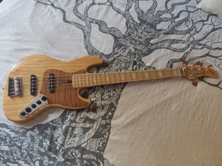 Bajo Sire Marcus Miller V7 Swamp Ash 5 Cuerdas