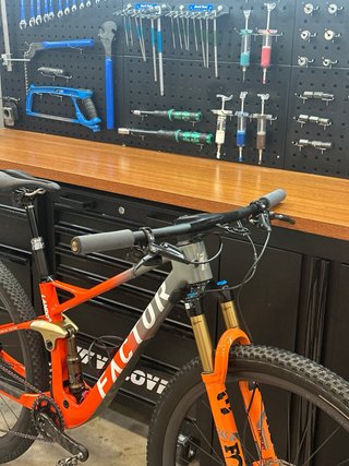 Bicicleta de Montaña Factor Lando XC