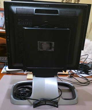 Monitor HP L1906i Plata/Negro
