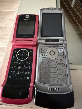 Lote de 2 Móviles Motorola Antiguos