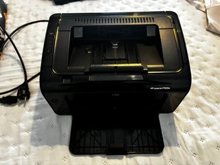 Impresora HP LaserJet P1102w, Toner nuevo regalo
