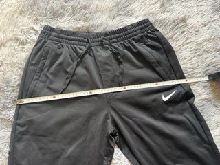 Conjunto Nike Gris y Negro