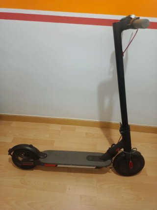 Patinete Eléctrico Xiaomi Mi Scooter