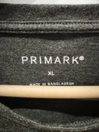 Camiseta Primark Negra Estampada Talla XL
