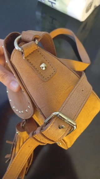 Bolso Marrón H&M con Tachuelas