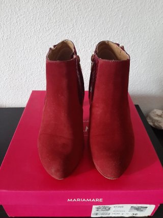 Botas de ante burdeos MARIAMARE