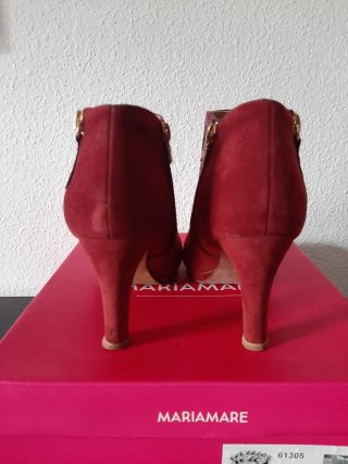 Botas de ante burdeos MARIAMARE
