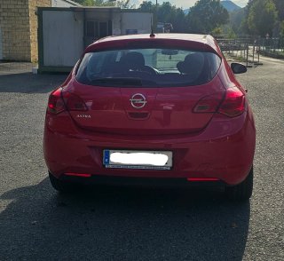 Opel Astra 2010