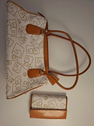 Bolso y cartera Petusco blanco de cuero