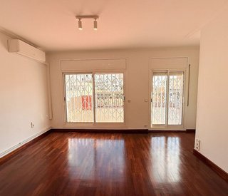 Dúplex en alquiler en La Maternitat i Sant Ramon en Barcelona