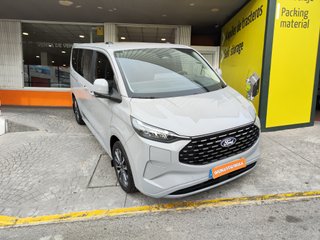 Ford Tourneo Custom 2025