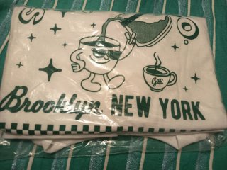 Camiseta GAP Blanca con Estampado New York