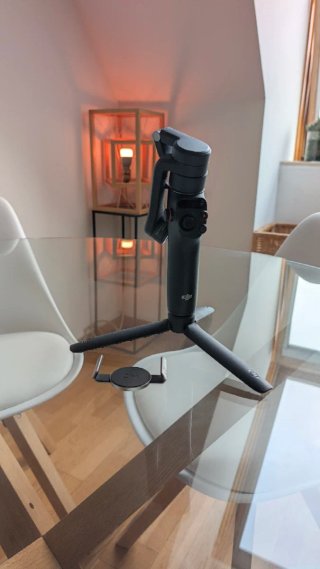 DJI Osmo Mobile 6 Gimbal