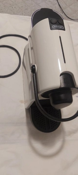 Macchina caffè DeLonghi Nespresso