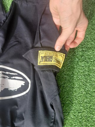 Pantalones cargo Corteiz negros con logo
