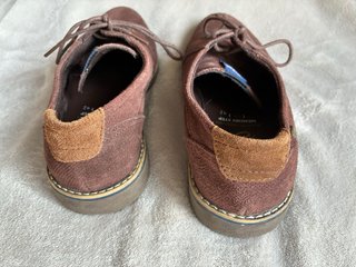 Zapatos Blucher Tino González de Piel Serraje