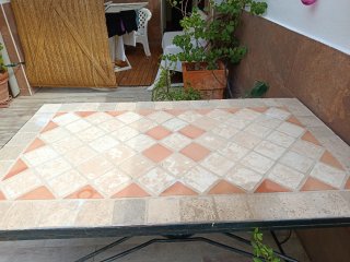 Mesa Grande de Hierro y Mosaico Vintage