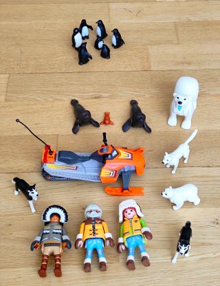 PLAYMOBIL SPEDIZIONE POLARE CON MOTO NEVE E ORSO