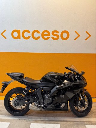 Yamaha YZF-R7 NEGRA